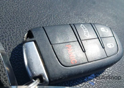 2018 Chrysler 300 Touring Awd из США, поврежденный, VIN 2C3CCARG8JH315771